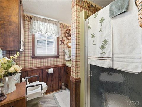 Tiny photo for 724 Spring Street, Hurt, VA 24563 (MLS # 364384)