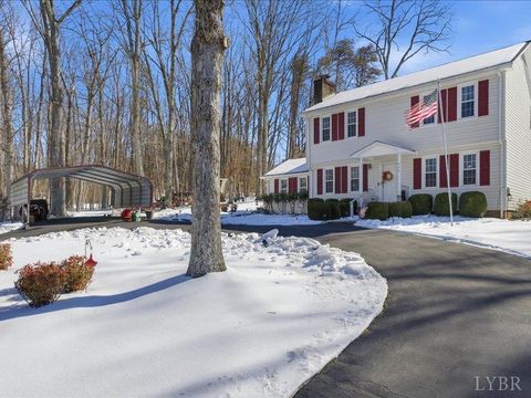 Tiny photo for 724 Spring Street, Hurt, VA 24563 (MLS # 364384)