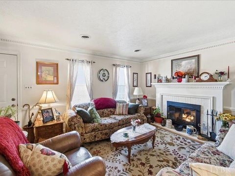 Tiny photo for 724 Spring Street, Hurt, VA 24563 (MLS # 364384)