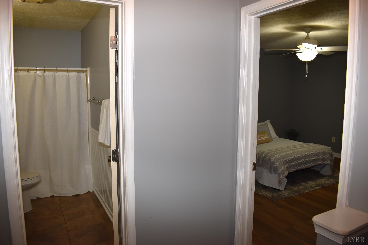 482 Oak Point Rd, Forest, Virginia image 22