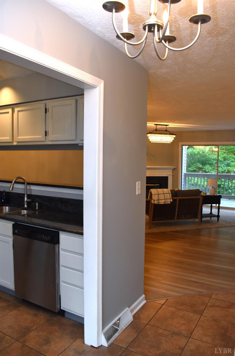 482 Oak Point Rd, Forest, Virginia image 18