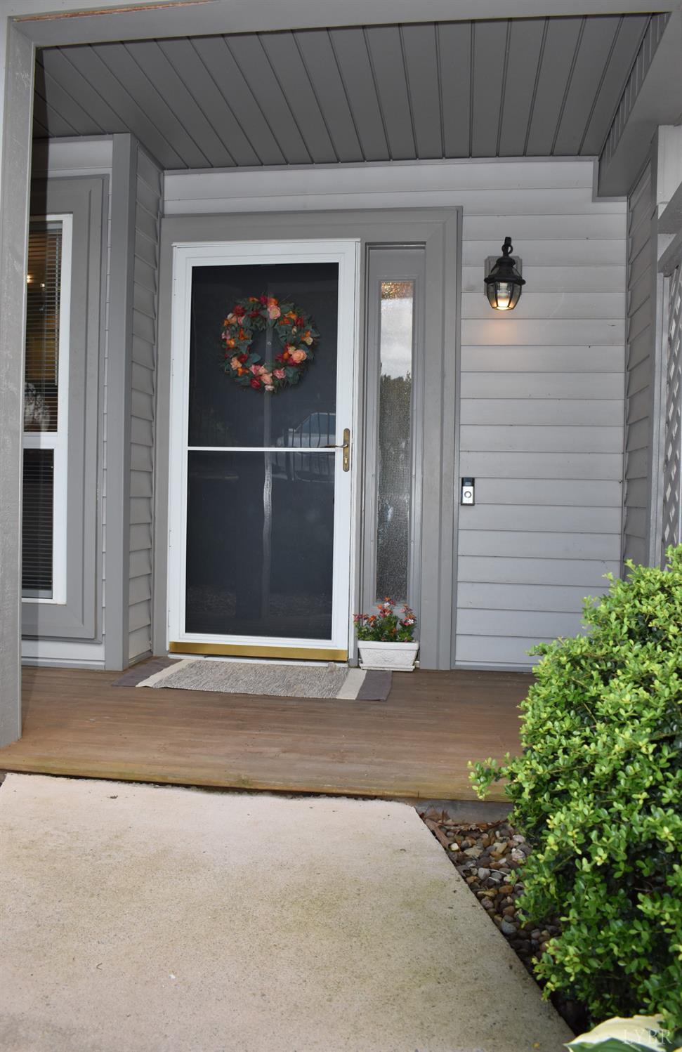 482 Oak Point Rd, Forest, Virginia image 2