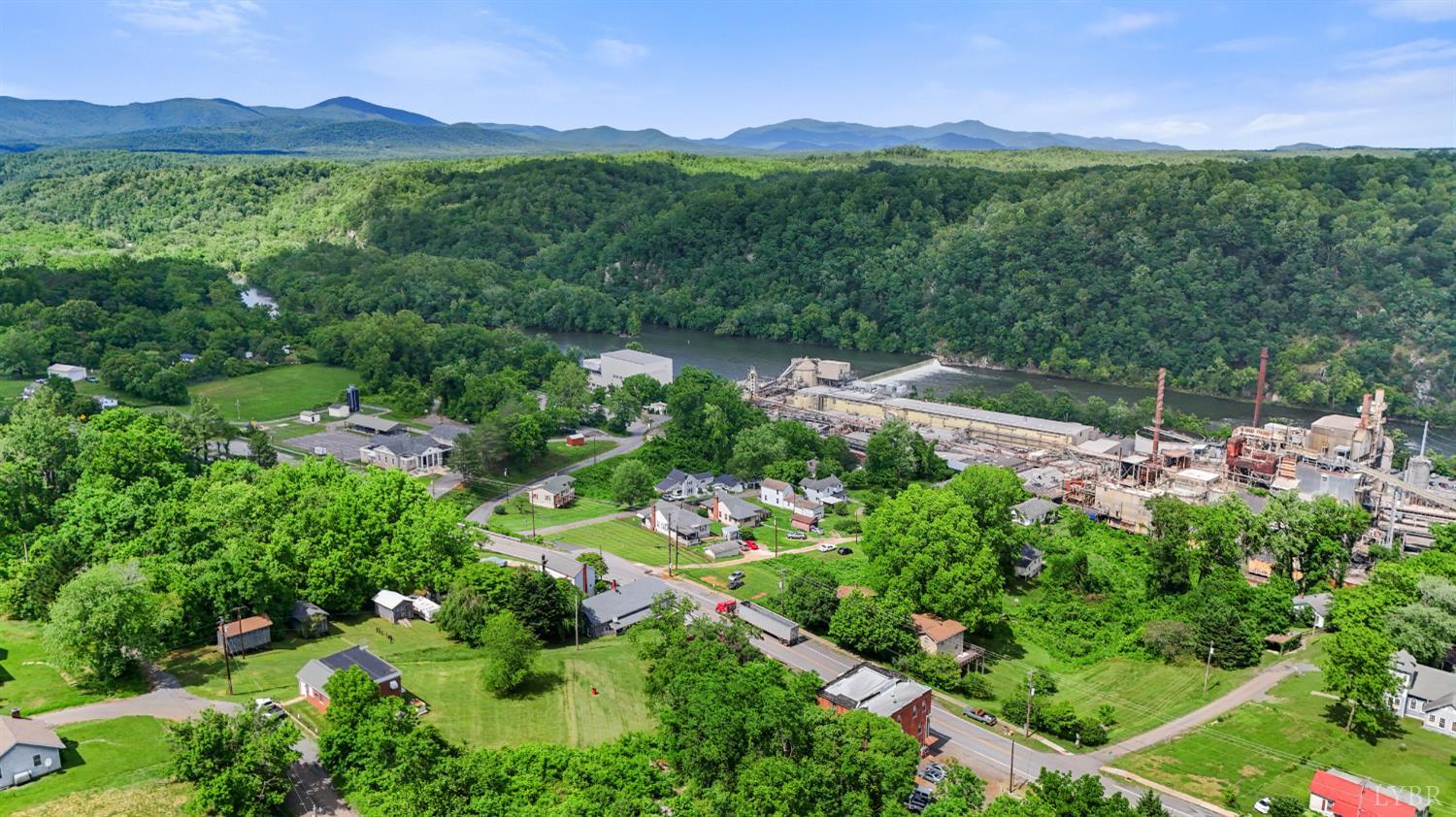 10662 Lee Jackson Highway, Big Island, Virginia image 2
