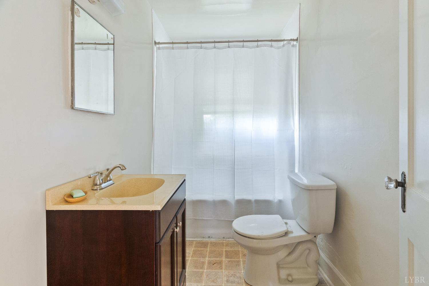 10662 Lee Jackson Highway, Big Island, Virginia image 19