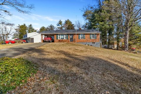 Tiny photo for 1400 Ashbourne Drive, Lynchburg, VA 24501 (MLS # 364123)