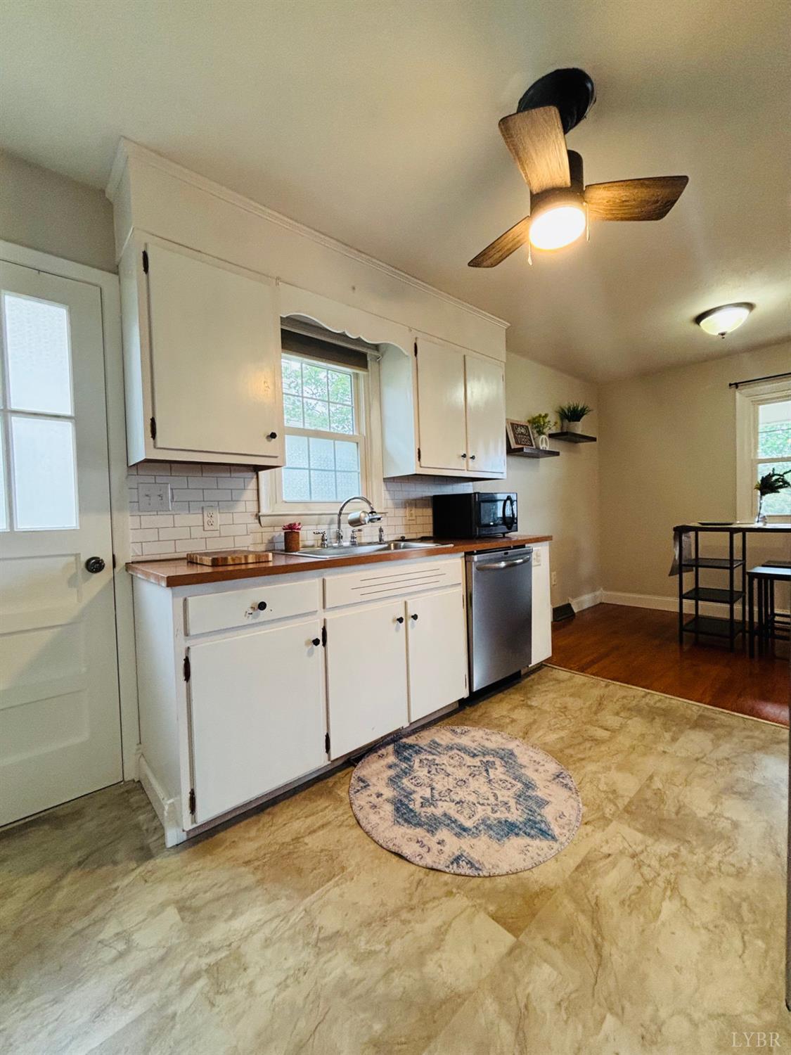 110 Skyline Avenue, Staunton, Virginia image 4