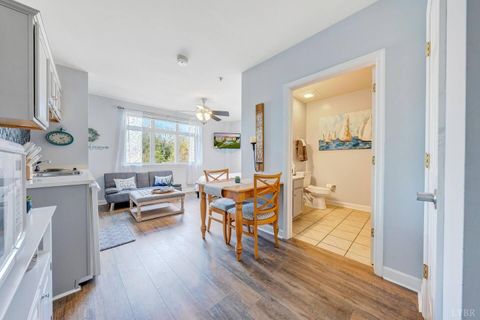 Tiny photo for 1245 Graves Harbor Trl Trl #2200, Huddleston, VA 24104 (MLS # 364185)