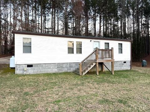 Photo of 2041 Eureka Mill Road Rd, Keysville, VA 23947 (MLS # 364899)
