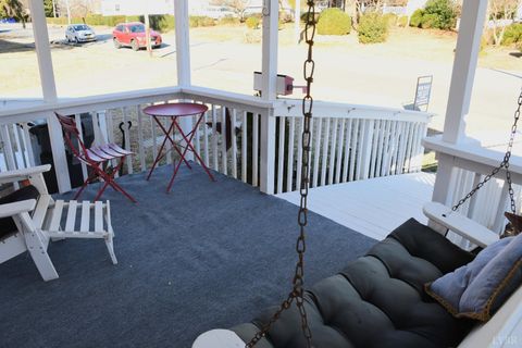 Tiny photo for 818 Oak Street, Bedford, VA 24523 (MLS # 363783)