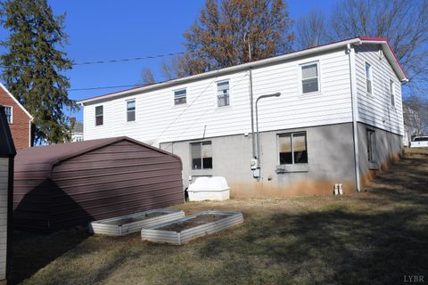 Tiny photo for 818 Oak Street, Bedford, VA 24523 (MLS # 363783)