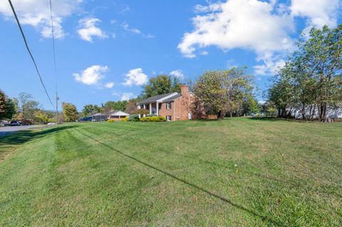 Tiny photo for 1700 Laxton Road, Lynchburg, VA 24502 (MLS # 362541)