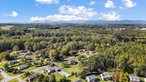 Tiny photo for 1700 Laxton Road, Lynchburg, VA 24502 (MLS # 362541)