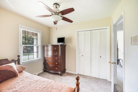 Tiny photo for 1700 Laxton Road, Lynchburg, VA 24502 (MLS # 362541)