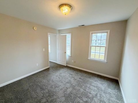Tiny photo for 4505 Brentwood Drive, South Boston, VA 24592 (MLS # 365134)