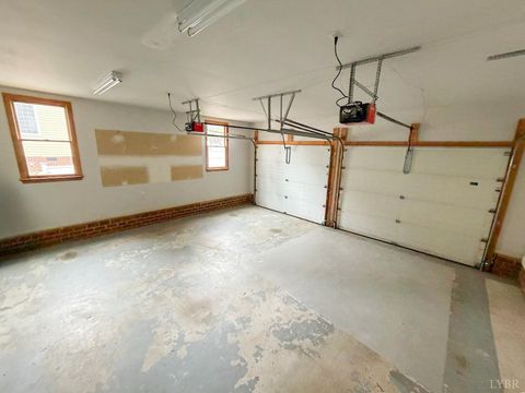 Tiny photo for 4505 Brentwood Drive, South Boston, VA 24592 (MLS # 365134)