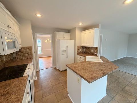 Tiny photo for 4505 Brentwood Drive, South Boston, VA 24592 (MLS # 365134)