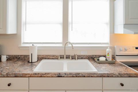 Tiny photo for 609 Pine Drive, Lynchburg, VA 24503 (MLS # 364289)