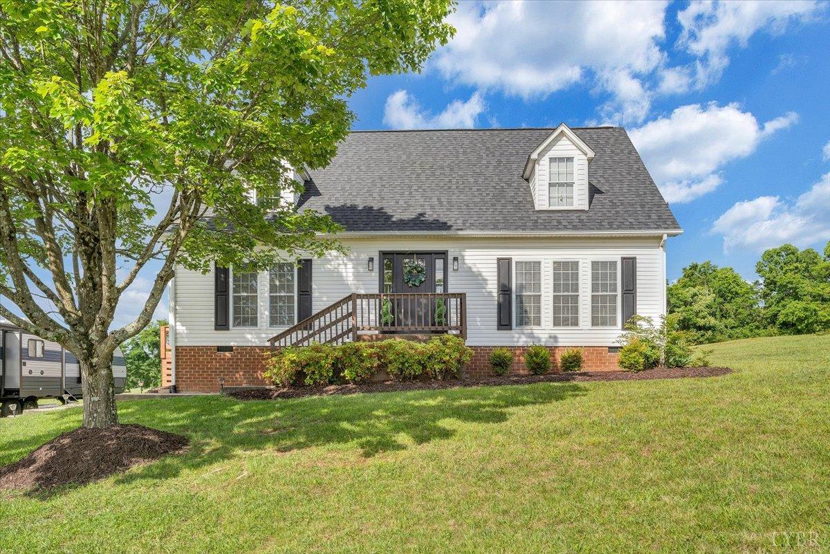 1028 Park Mountain Terrace, Huddleston, Virginia image 1