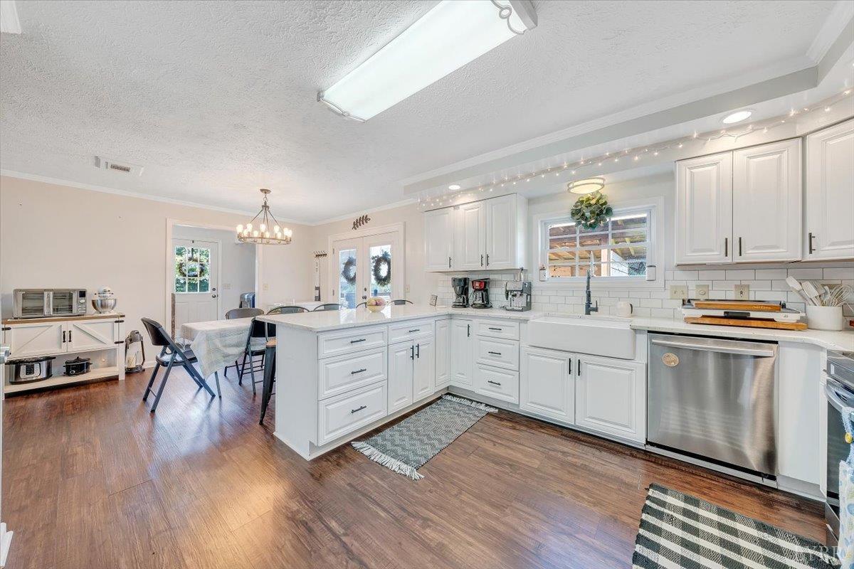 1028 Park Mountain Terrace, Huddleston, Virginia image 15