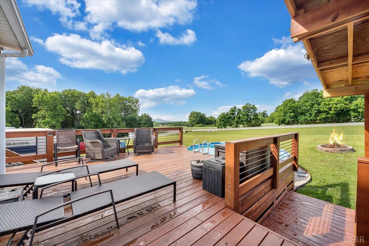 1028 Park Mountain Terrace, Huddleston, Virginia image 34