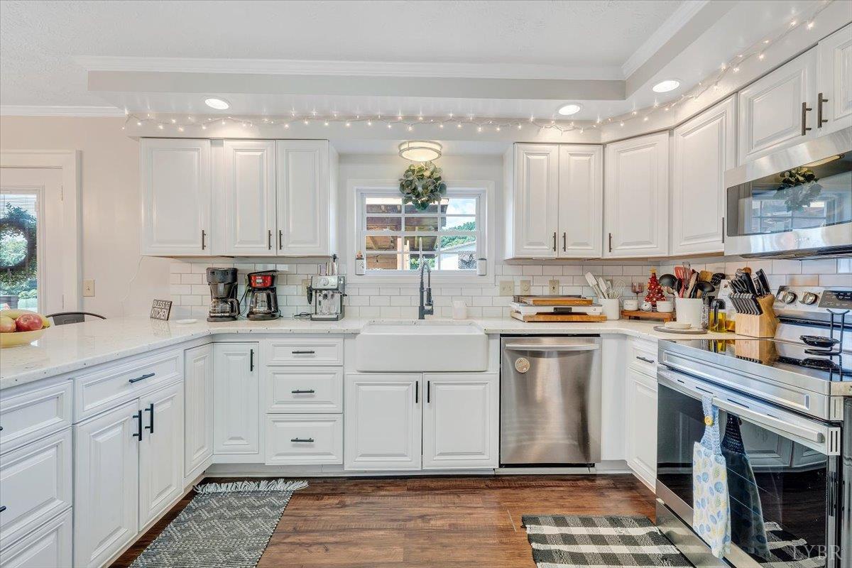 1028 Park Mountain Terrace, Huddleston, Virginia image 14