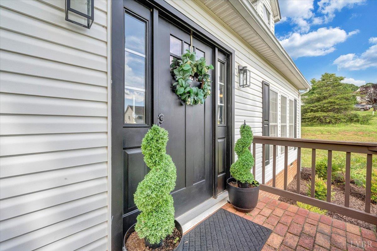 1028 Park Mountain Terrace, Huddleston, Virginia image 4