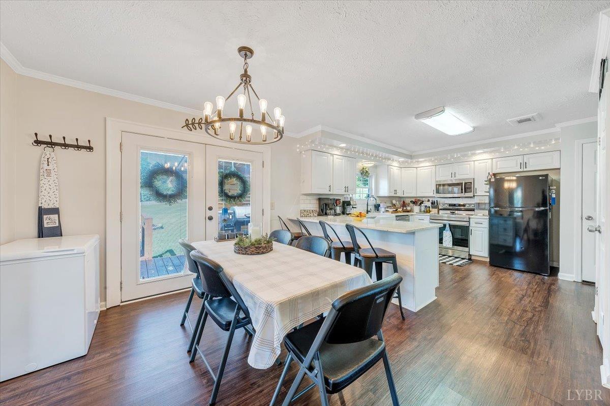 1028 Park Mountain Terrace, Huddleston, Virginia image 10