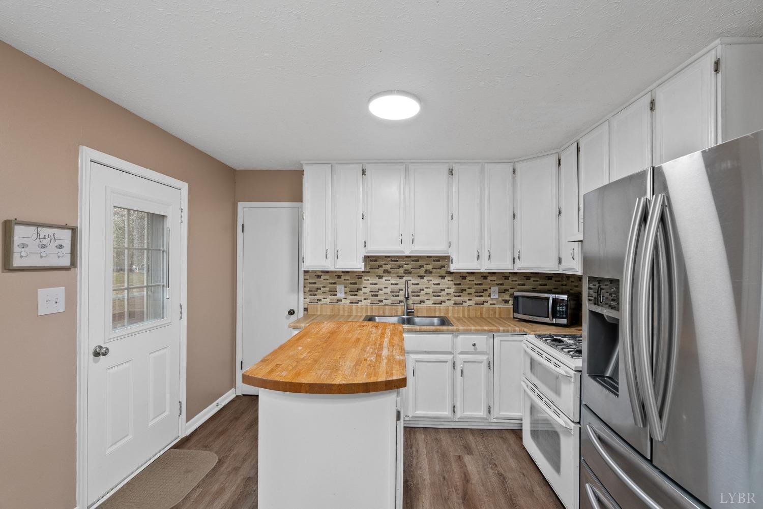 6109 Pawnee Drive, Lynchburg, Virginia image 8