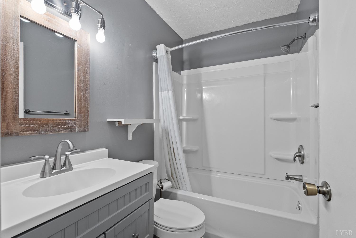 6109 Pawnee Drive, Lynchburg, Virginia image 13