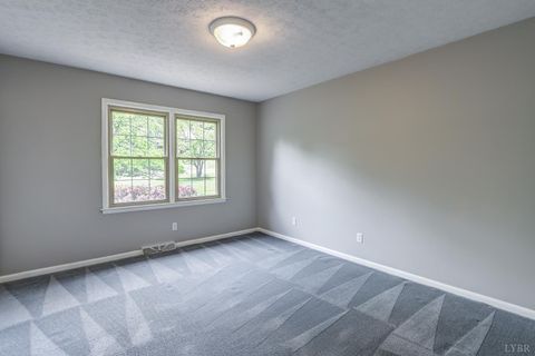 Tiny photo for 308 Robin Drive, Lynchburg, VA 24502 (MLS # 366428)
