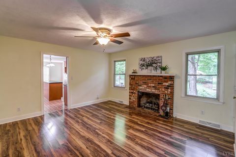 Tiny photo for 308 Robin Drive, Lynchburg, VA 24502 (MLS # 366428)