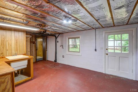 Tiny photo for 308 Robin Drive, Lynchburg, VA 24502 (MLS # 366428)