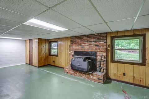 Tiny photo for 308 Robin Drive, Lynchburg, VA 24502 (MLS # 366428)