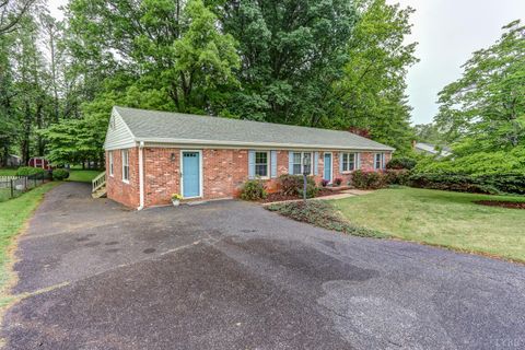 Tiny photo for 308 Robin Drive, Lynchburg, VA 24502 (MLS # 366428)