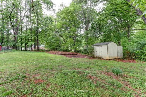 Tiny photo for 308 Robin Drive, Lynchburg, VA 24502 (MLS # 366428)
