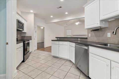 Tiny photo for 1232 Doulton Circle, Lynchburg, VA 24503 (MLS # 365412)