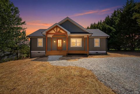 Tiny photo for 126 Dale Dr DR, Madison Heights, VA 24572 (MLS # 366600)