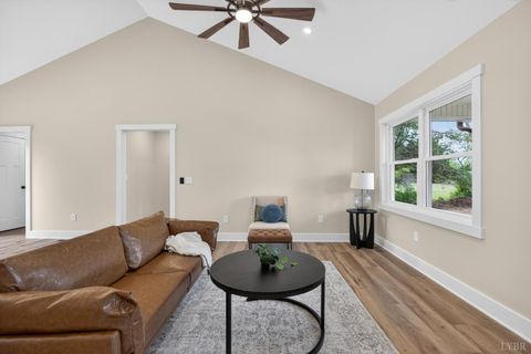 Tiny photo for 126 Dale Dr DR, Madison Heights, VA 24572 (MLS # 366600)