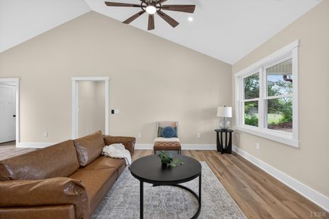 Tiny photo for 126 Dale Dr DR, Madison Heights, VA 24572 (MLS # 366600)