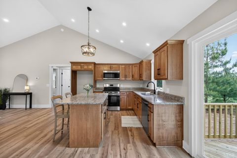 Tiny photo for 126 Dale Dr DR, Madison Heights, VA 24572 (MLS # 366600)