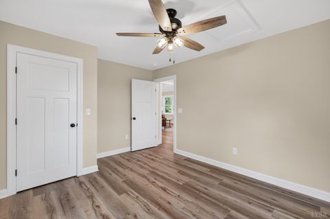 Tiny photo for 126 Dale Dr DR, Madison Heights, VA 24572 (MLS # 366600)