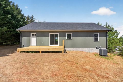 Tiny photo for 126 Dale Dr DR, Madison Heights, VA 24572 (MLS # 366600)