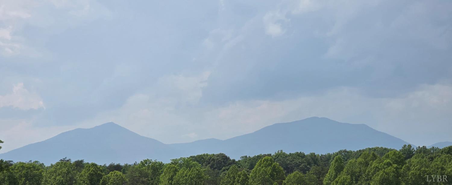 Heirloom Road, Bedford, Virginia image 1