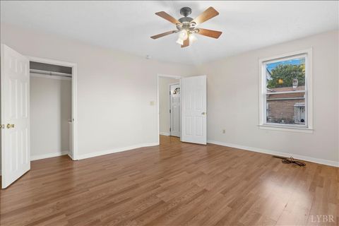 Tiny photo for 46 Fairfield Avenue, Danville, VA 24541 (MLS # 363842)