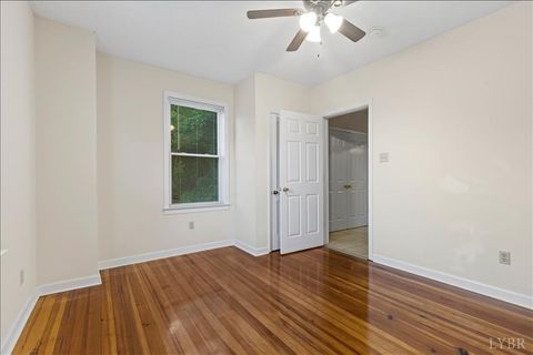 Tiny photo for 46 Fairfield Avenue, Danville, VA 24541 (MLS # 363842)