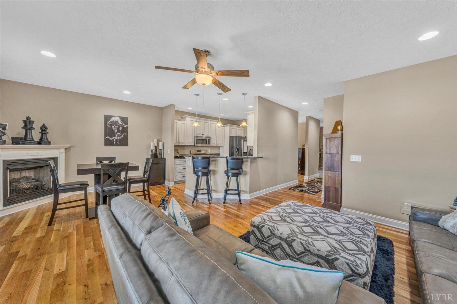 1066 Siesta Key Court, Moneta, Virginia image 12
