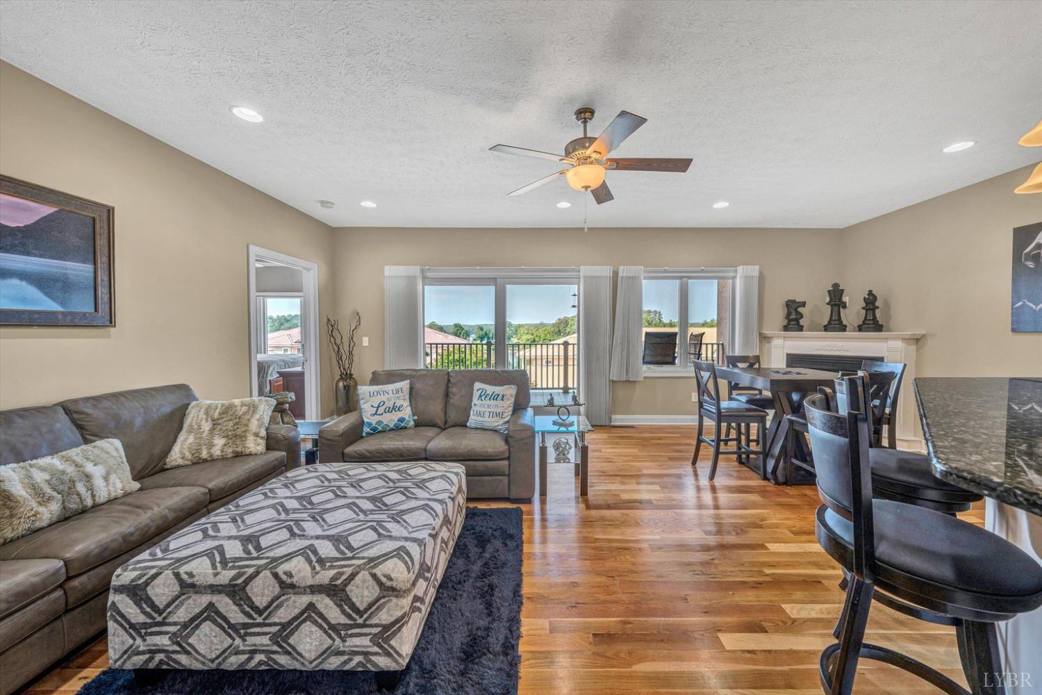 1066 Siesta Key Court, Moneta, Virginia image 10