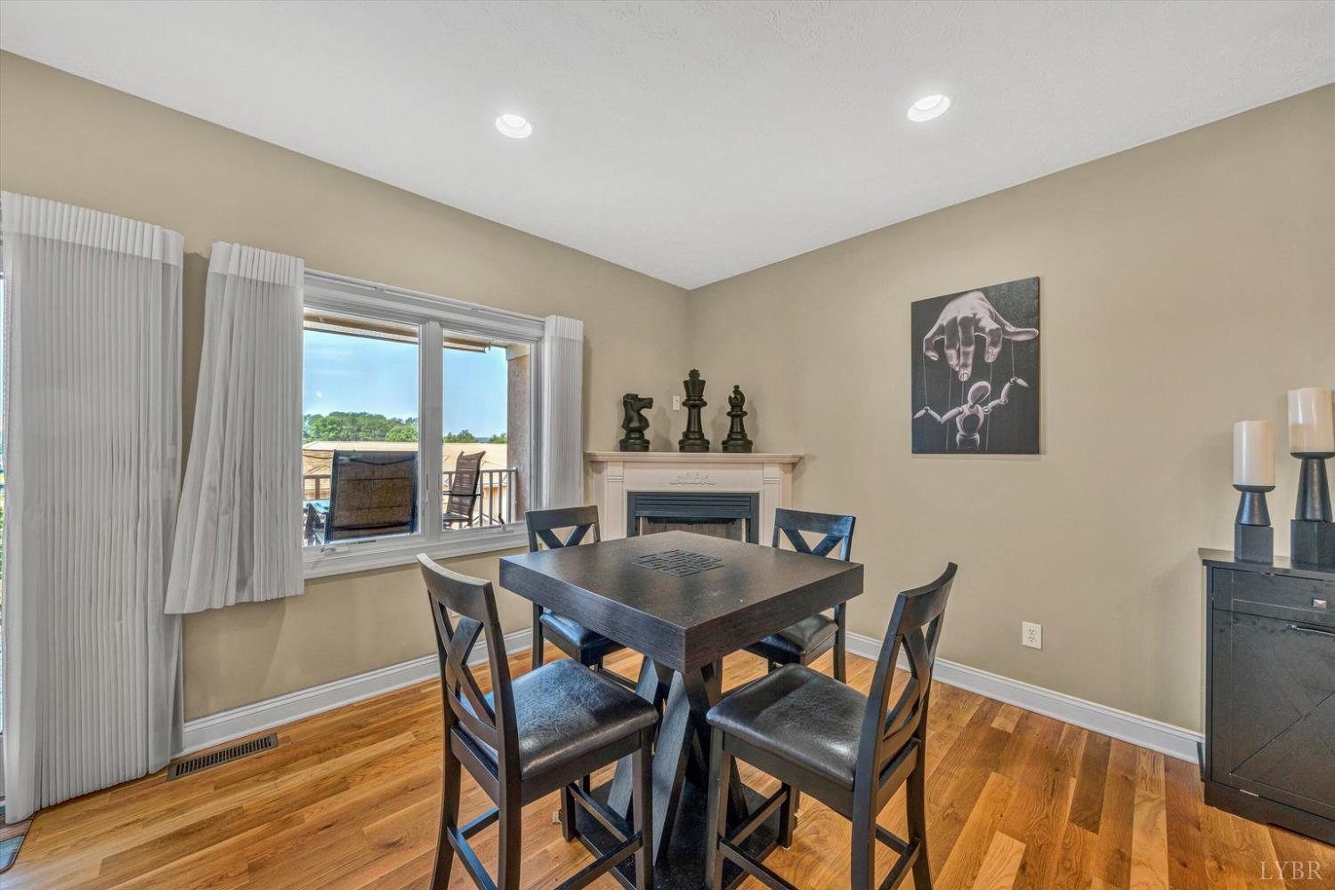 1066 Siesta Key Court, Moneta, Virginia image 9