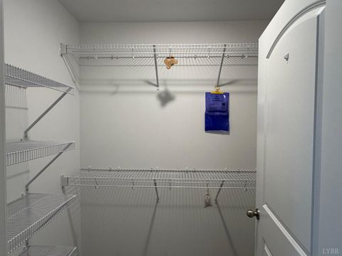 Tiny photo for 510 Oakleigh Avenue, Appomattox, VA 24522 (MLS # 364512)