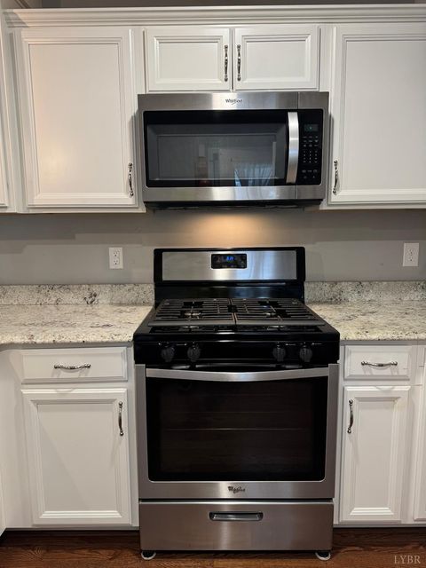 Tiny photo for 510 Oakleigh Avenue, Appomattox, VA 24522 (MLS # 364512)